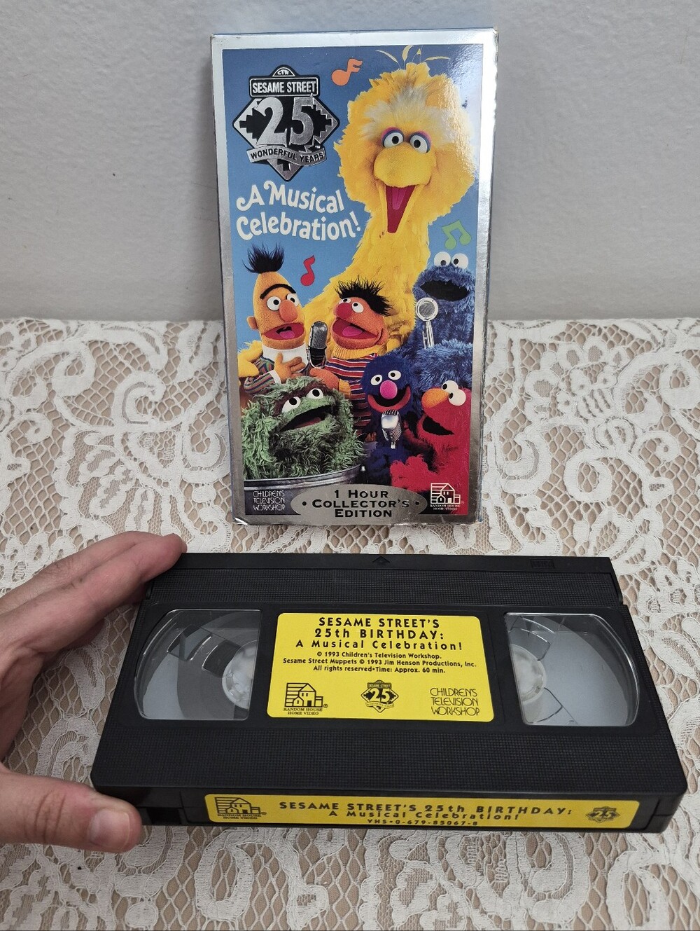 Sesame Street VHS - Picture 5 of 6